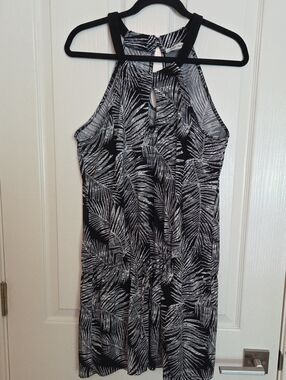 White House Black Market Black & White Palm-Print Halter Mini Dress / Tunic